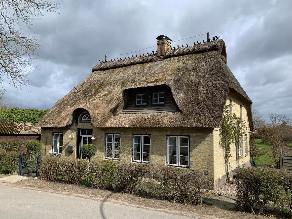 Ferienwohnung Historische Reetdach-Kate Dannewerk Exterior foto